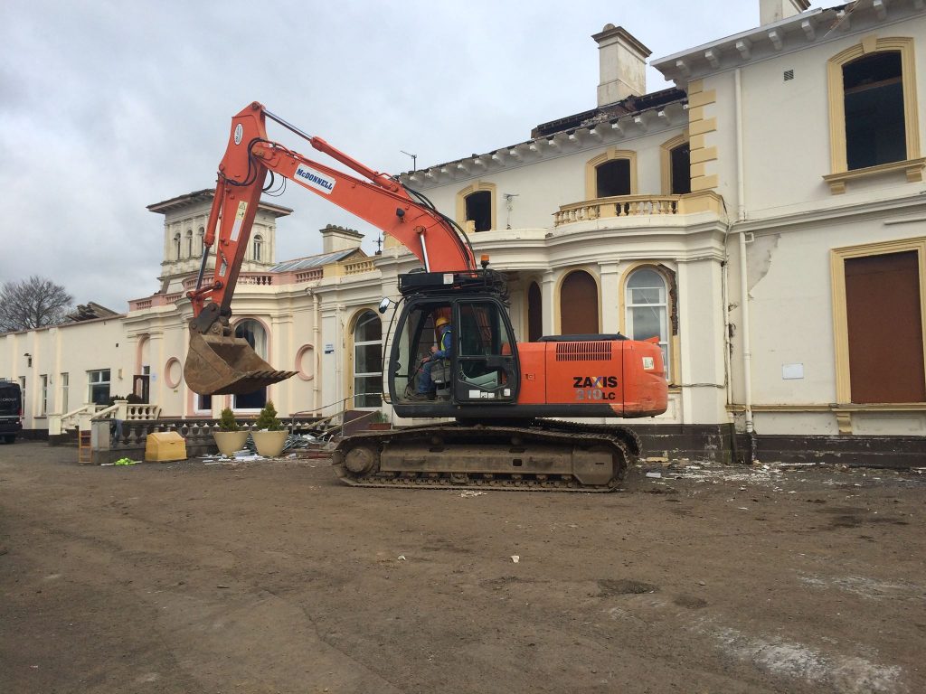 excavation service from industrial to small residential properties uk ireland